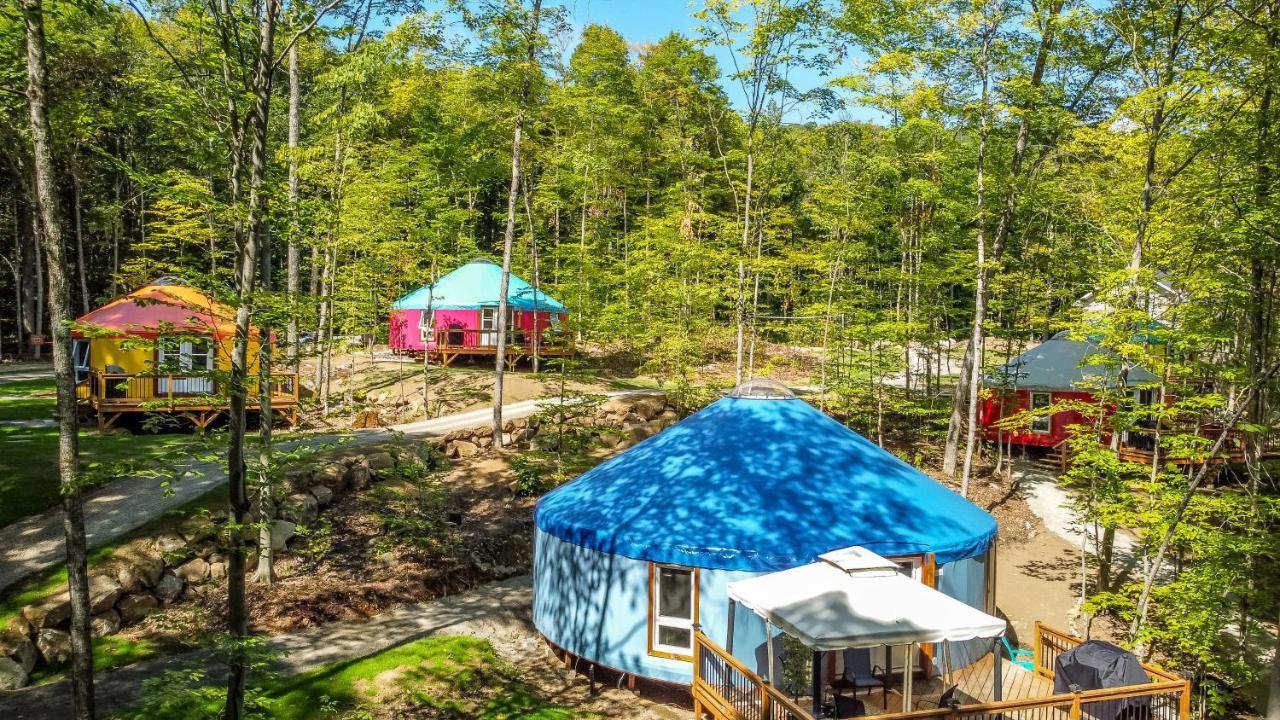 Yourtes Glamping Du Poisson Blanc Notre-Dame-du-Laus Bagian luar foto